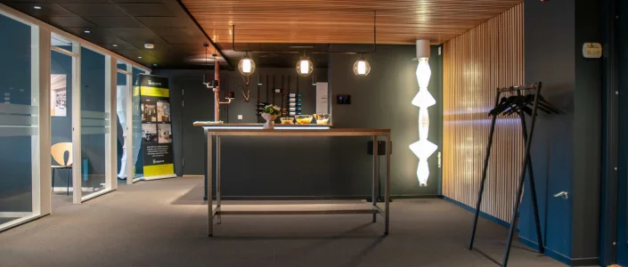 SMAL Showroom 2018 0001 32bc339d